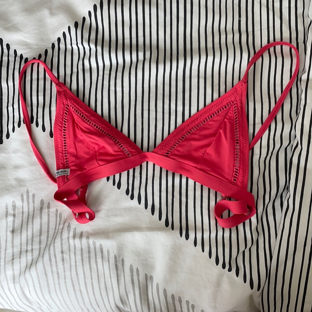 Super comfortable rhythm bikini top